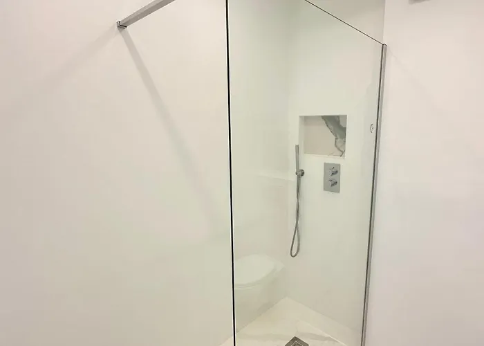 Вилла De Standing Au Calme Absolue Avec Piscine, Clim, Wi-fi *