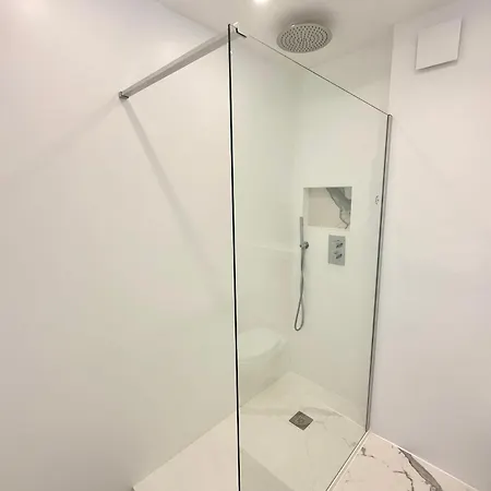 Vila De Standing Au Calme Absolue Avec Piscine, Clim, Wi-fi *